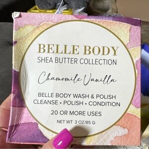 New BELLE BODY WASH & POLISH:CHAMOMILE VANILLA- POLISHING SPONGE. BOXED 20+ Uses